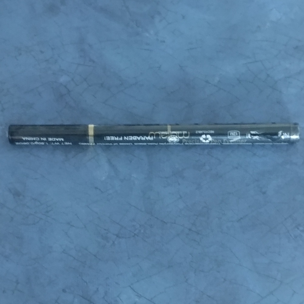 Mellow Liquid Eyeliner